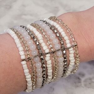 White Multi Strand Beaded Bracelet Silver Tone Stretch Seed Beads Boho‎ Bohemian